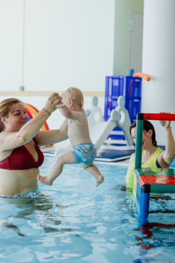 Baby 1,5 J springt v Quadro (ChristinaPoersch_214A249720250619)