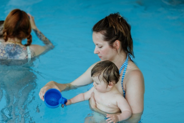 Mama u Baby m Gie&szlig;becher (ChristinaPoersch_214A247520250619)